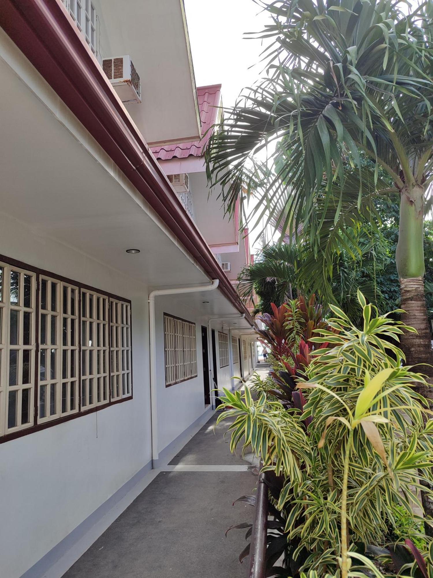 Castle Rock Boracay Aparthotel Yapak Exterior foto