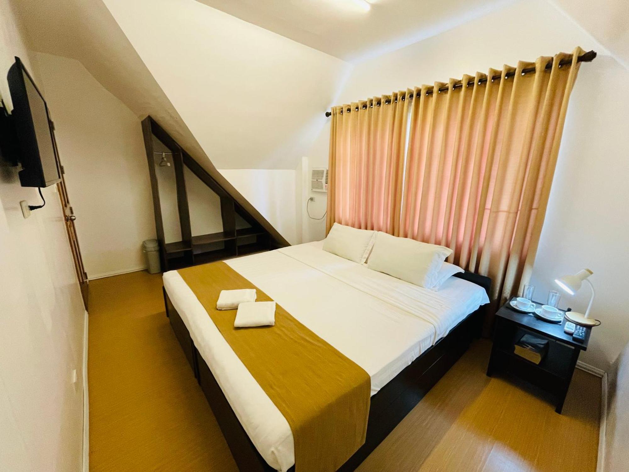Castle Rock Boracay Aparthotel Yapak Exterior foto