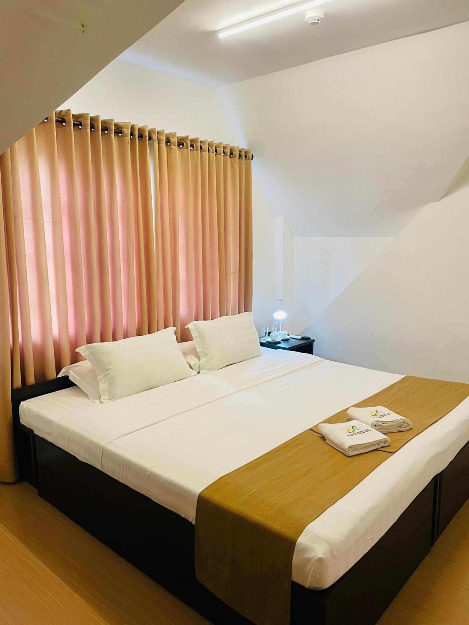 Castle Rock Boracay Aparthotel Yapak Exterior foto